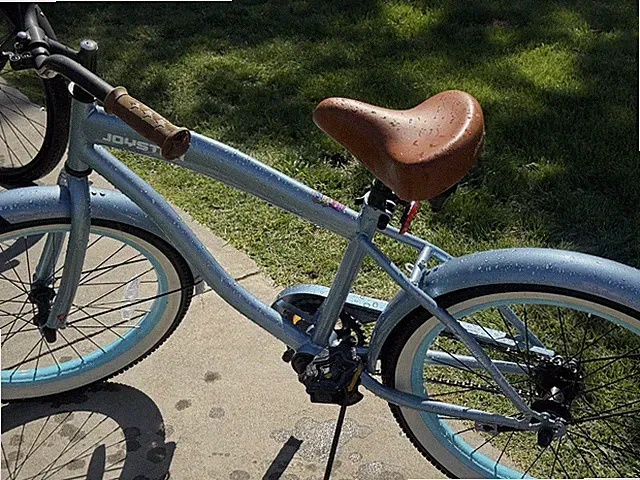 Joystar baby blue beach cruiser 24’ brand new, rode it once ￼wrong size